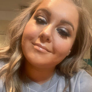 Meet your Posher, Jamie nicole